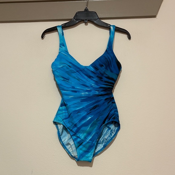 Miraclesuit Ray of Light Bel Ami One Piece Swimsuit SZ 8 NWOT - Picture 3 of 7
